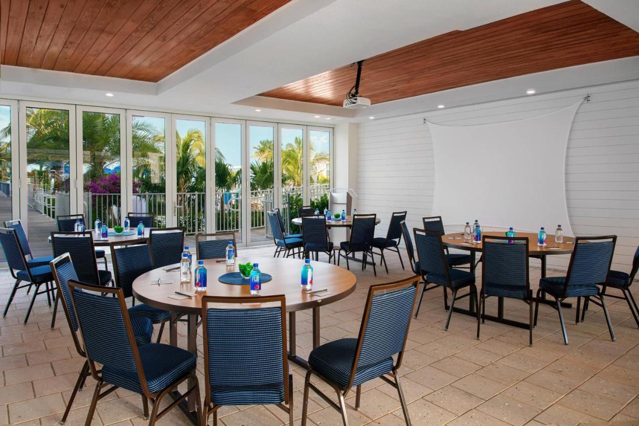Courtyard By Marriott Faro Blanco Resort Marathon Eksteriør billede